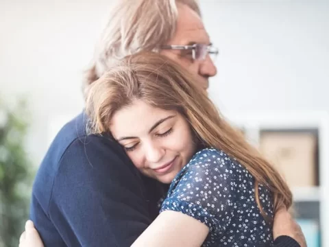 Buon compleanno papà: 100 messaggi per celebrare questo giorno speciale