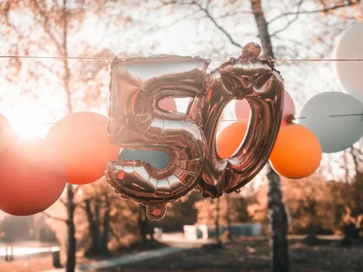 30 Testi di compleanno per i suoi 50 anni: ecco a voi!