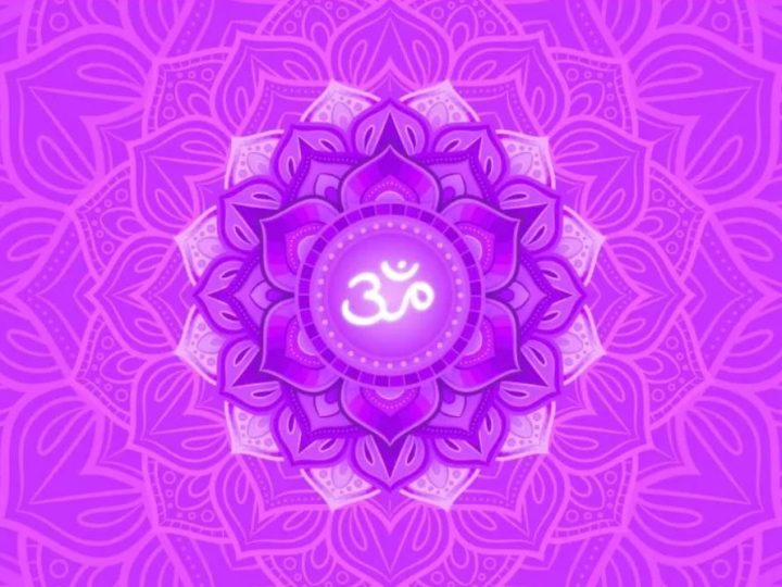 Chakra della corona: 9 tecniche per aprire il tuo Sahasrara e diventare più spirituale