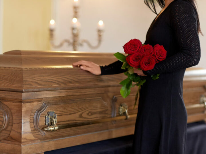 I morti possono vedere la loro sepoltura? La questione teologica dell’anima