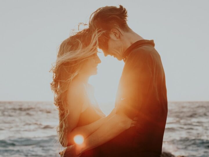 Estas seis parejas de signos del zodíaco opuestos encajan a la perfección.