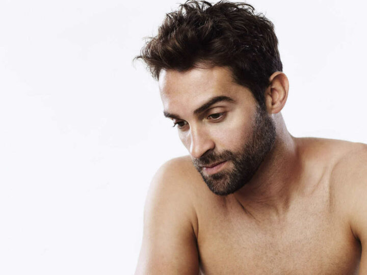 Se &egrave; confuso riguardo ai suoi sentimenti per te, ecco cinque segnali che potresti notare.