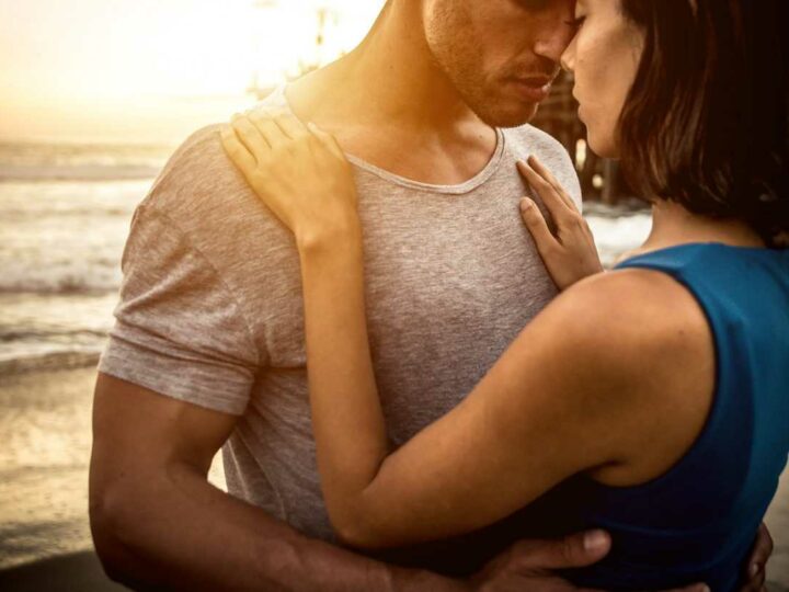 &iquest;Qu&eacute; sienten los hombres cuando se abrazan?