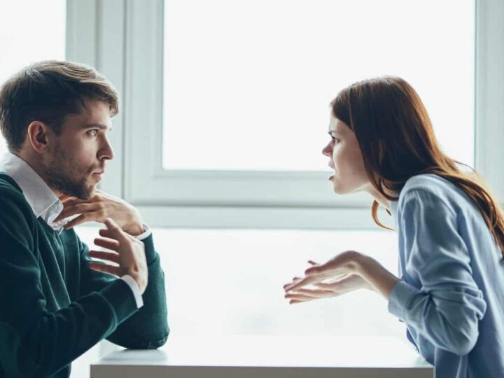 Le 5 fasi della relazione narcisistica prima dell’inevitabile implosione