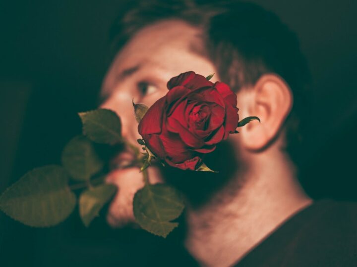 10 frasi che gli uomini dicono quando sono davvero innamorati di te