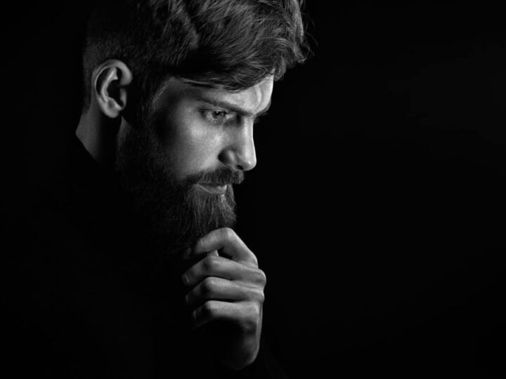 Come reagisce un narcisista quando la sua ex ha una nuova relazione?