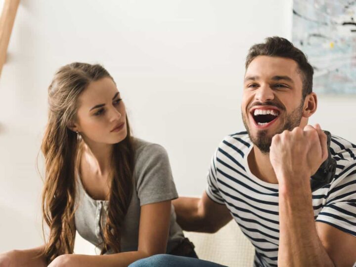 6 segni che il tuo uomo NON si pente di averti ferita