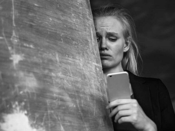 Perché sei sempre attratta dai narcisisti: la risposta ti lascerà di stucco